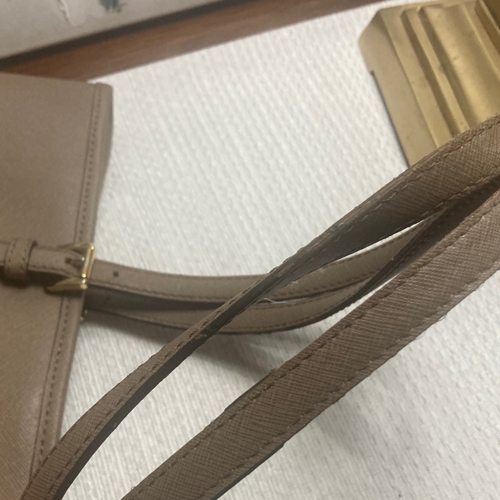 Geniune  MICHAEL by Micheal Kors Large Jet Set  Tote  with multiple organizers! - Picture 13 of 17